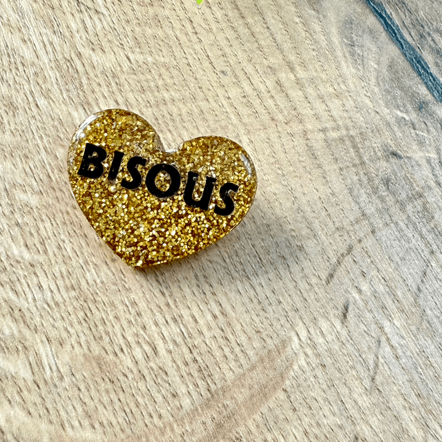 Broche Bisous